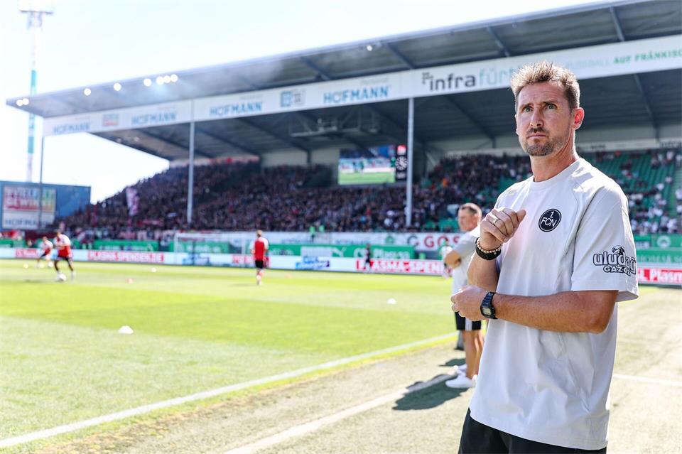 Miroslav Klose setzte auf seine eingespielte Nürnberger Mannschaft. (Archivbild)Daniel Löb/dpa