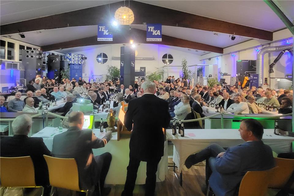 Mit 203 Schützen war die Mitgliederversammlung so voll wie noch nie: Im Mittelpunkt der Tagesordnung standen Satzungsänderungen, die Frauen eine größere Teilhabe ermöglichen sollten.