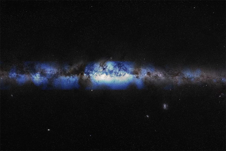 Mit „IceCube“ können Forscher Neutrinos aus extrem energiereichen Prozessen im fernen Universum erfassen.IceCube Collaboration/U.S. National Science Foundation (Lily Le & Shawn Johnson)/ESO (S. Brunier)/dpa