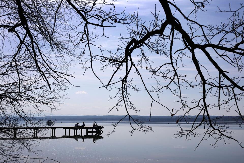 Mit Sonne, aber auch Regen und Gewitter - so zeigt sich das Wetter in Bayern.Karl-Josef Hildenbrand/dpa