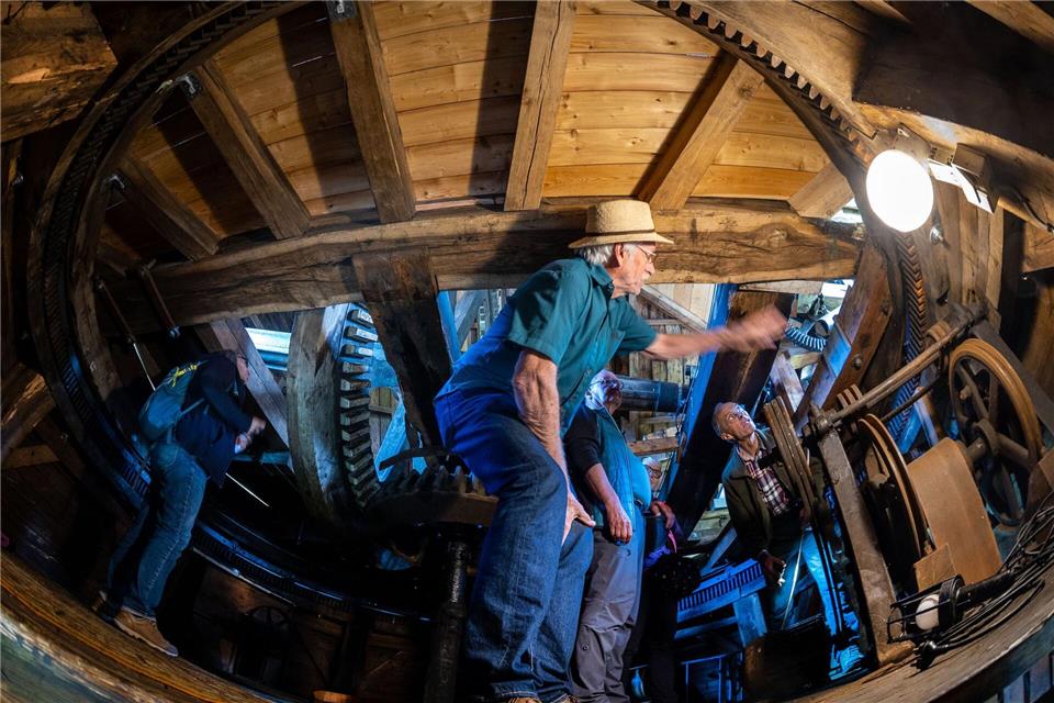 Mit dem Getriebe kann die aus dem Jahre 1889 stammende Windmühle Stove gedreht werden.Jens Büttner/dpa