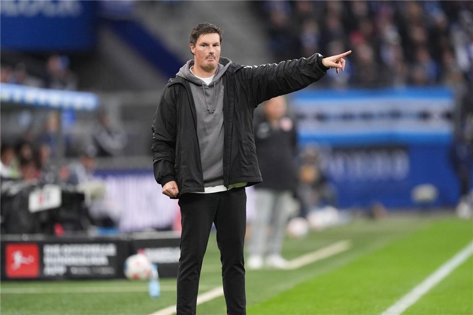 Mit dem HSV im Aufwärtstrend: Cheftrainer Merlin Polzin. (Archivbild)Marcus Brandt/dpa