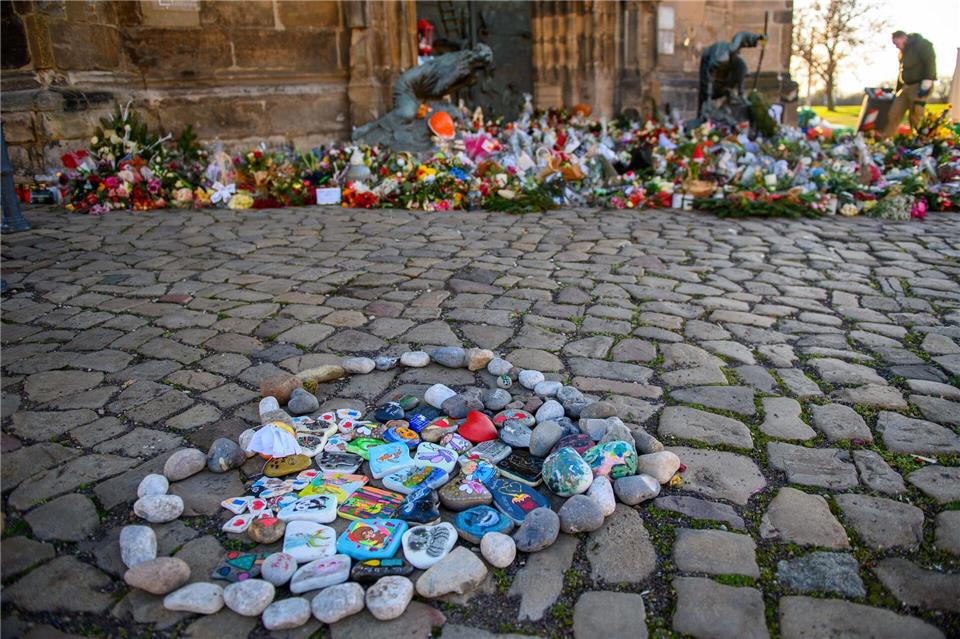 Mit dem Opferhilfefonds des Landes werden Menschen des Weihnachtsmarkt-Anschlags unterstützt, aber auch weitere. (Archivbild)Klaus-Dietmar Gabbert/dpa