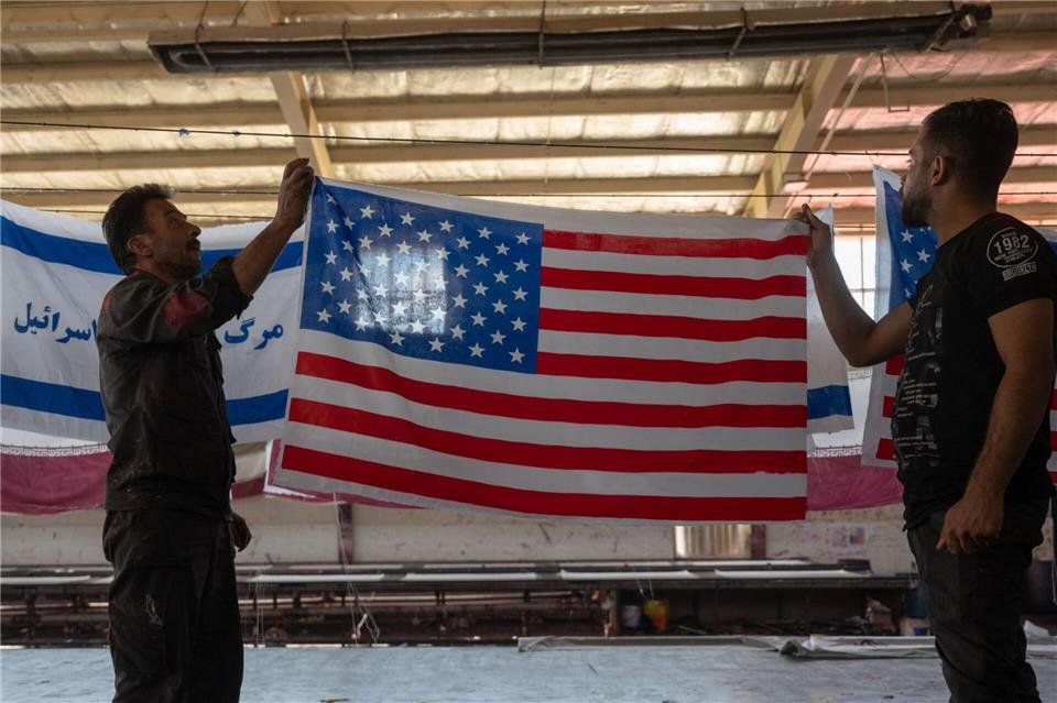 Mit dem gescheiterten Verhandlungstermin steigt wieder die Wahrscheinlichkeit einer militärischen Eskalation. (Symbolbild)Arne Immanuel Bänsch/dpa