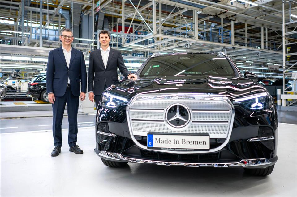 Mit dem vollelektrischen GLC beginnt ein neues Kapitel am Standort.Sina Schuldt/dpa