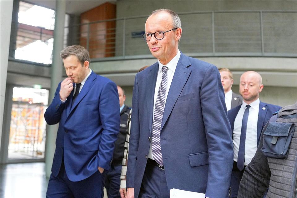 Mit den SPD-Ministerinnen und -Ministern ist das künftige Kabinett des voraussichtlich nächsten Kanzlers Friedrich Merz (CDU) komplett. (Archivbild)Michael Kappeler/dpa