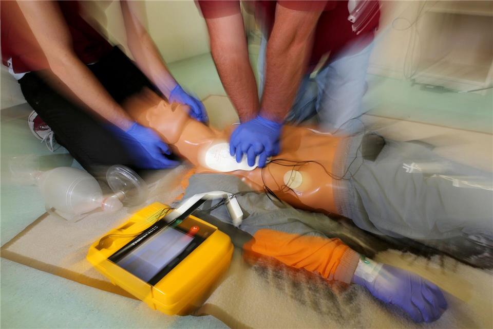 Mit der Aktion will das Landesgesundheitsministerium für eine bessere Prävention bei Herz-Erkrankungen werben. (Archivbild) Jan Woitas/dpa-Zentralbild/dpa
