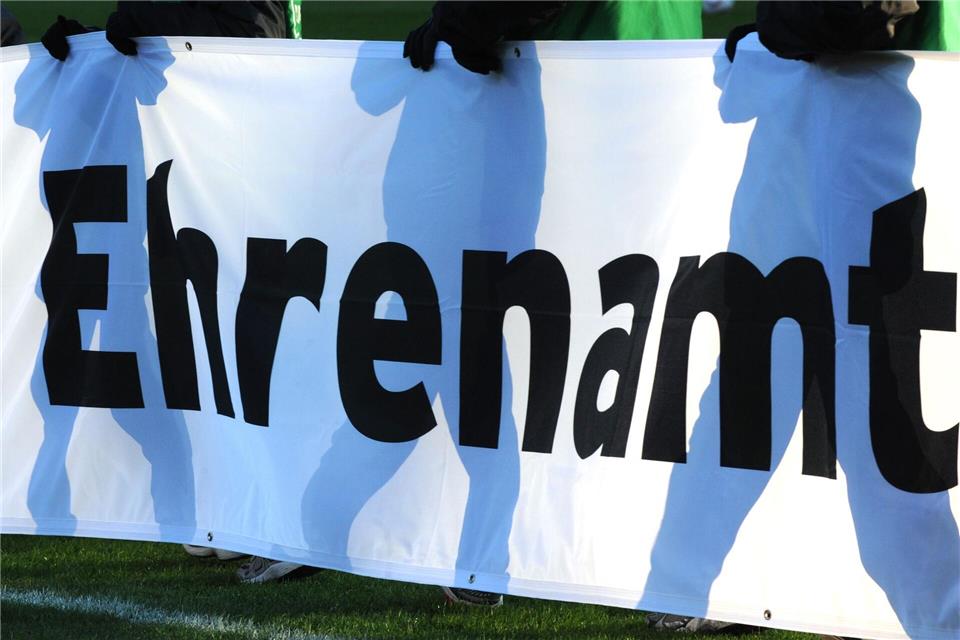 Mit der Ehrenamtskarte des Landes NRW soll der freiwillige Einsatz auch im Sport gewürdigt werden.