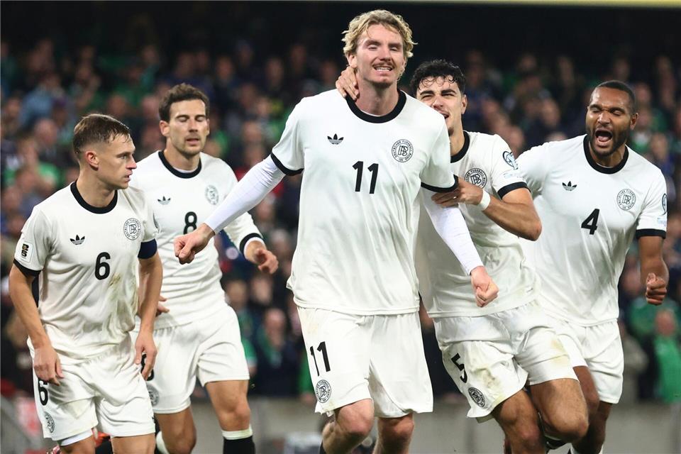 Mit der Schulter zu seinem ersten Länderspiel-Tor: Nick Woltemade.Peter Morrison/AP/dpa
