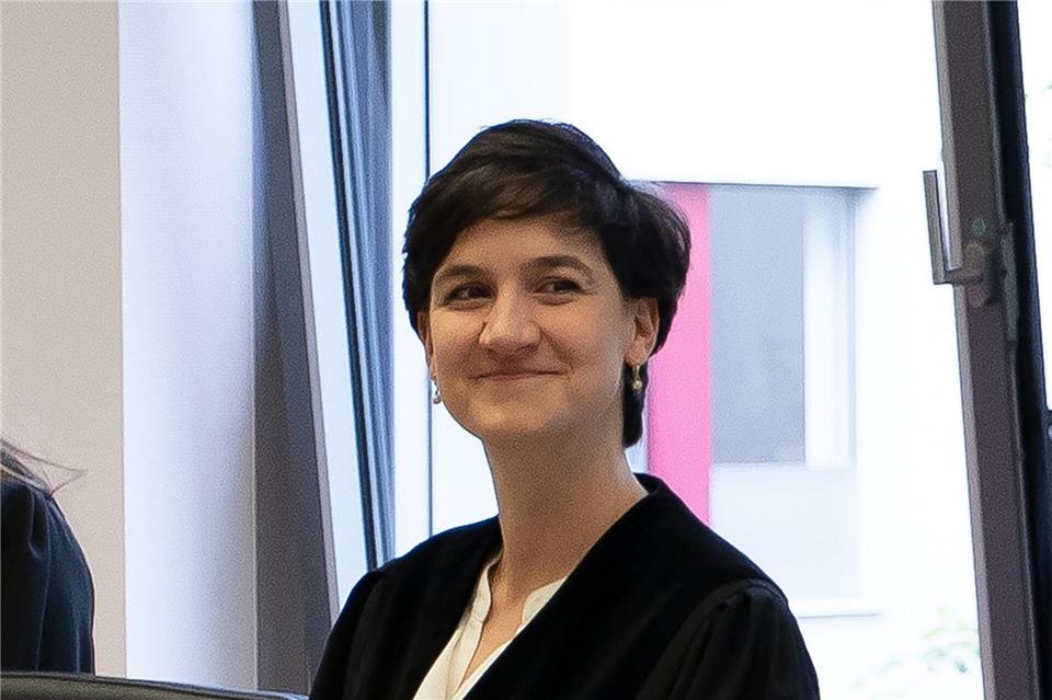 Mit der zweiten Klage wehrt sich die AfD ausserdem dagegen, dass das LfV die Entscheidung zur Einstufung öffentlich mitgeteilt hatte.Andreas Arnold/dpa Pool/dpa