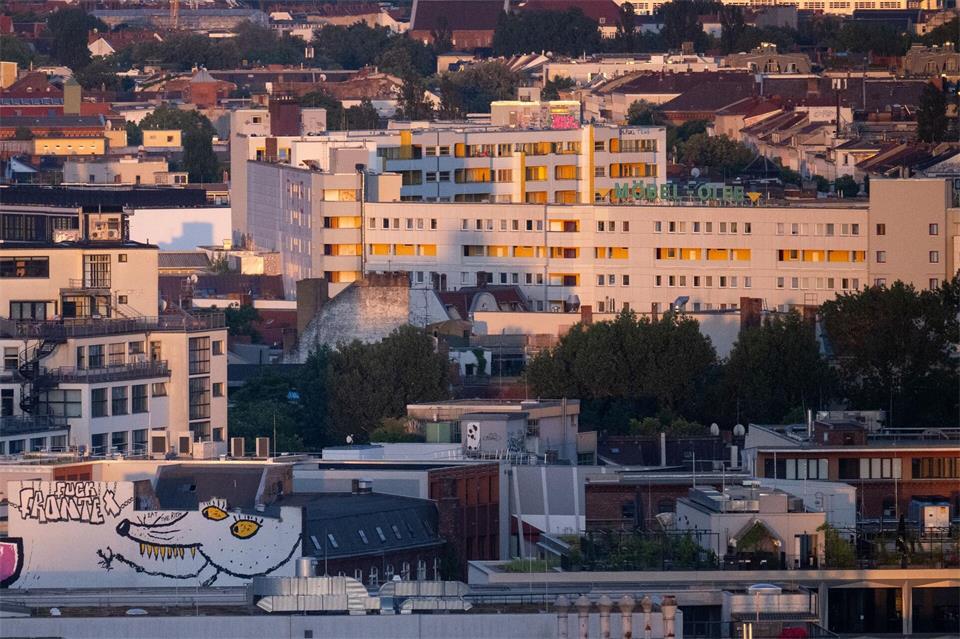 Mit einem Mietenkataster will der Senat eine Grundlage schaffen, um gegen überhöhte Mieten in der Hauptstadt vorgehen zu können. (Archivbild)Sebastian Gollnow/dpa