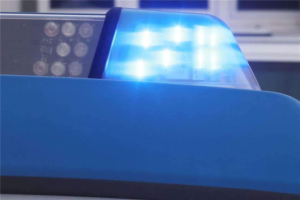 Mit einem Traktor hat im Landkreis Sömmerda ein Jugendlicher vor der Polizei fliehen wollen. (Symbolbild) Bodo Schackow/dpa