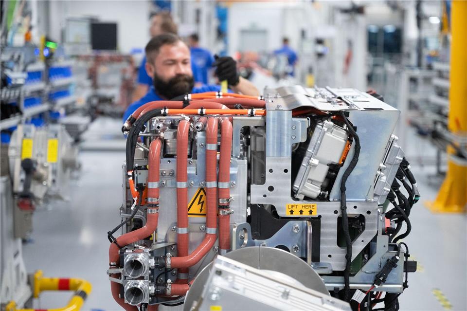 Mit einem Zukunftspreis ausgezeichnet, aber geringer Nachfrage: Der Brennstoffzellen-Antrieb von Bosch. (Archivbild)Marijan Murat/dpa