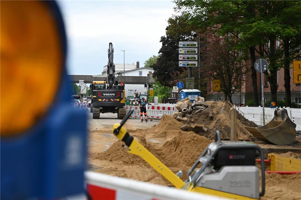 Mit einer besseren Baustellenkoordinierung will die CDU für flüssigeren Straßenverkehr sorgen. (Archivbild) Katrin Luxenburger/dpa