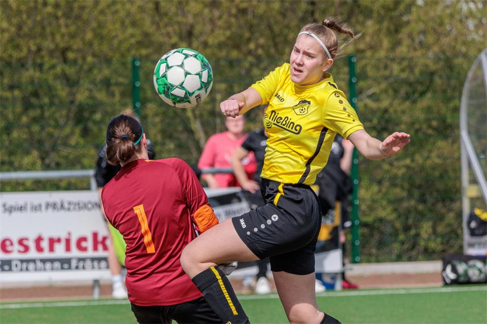 Mit ihren drei Treffern avancierte Christin Höbing zur Matchwinnerin beim Marbecker 4:0-Heimerfolg gegen die Hertener Zweitgarnitur.