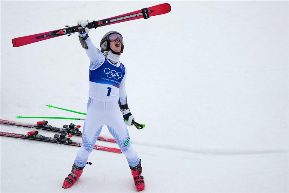 Mit klarem Vorsprung gewann Lucas Pinheiro Braathen den Riesenslalom.John Locher/AP/dpa