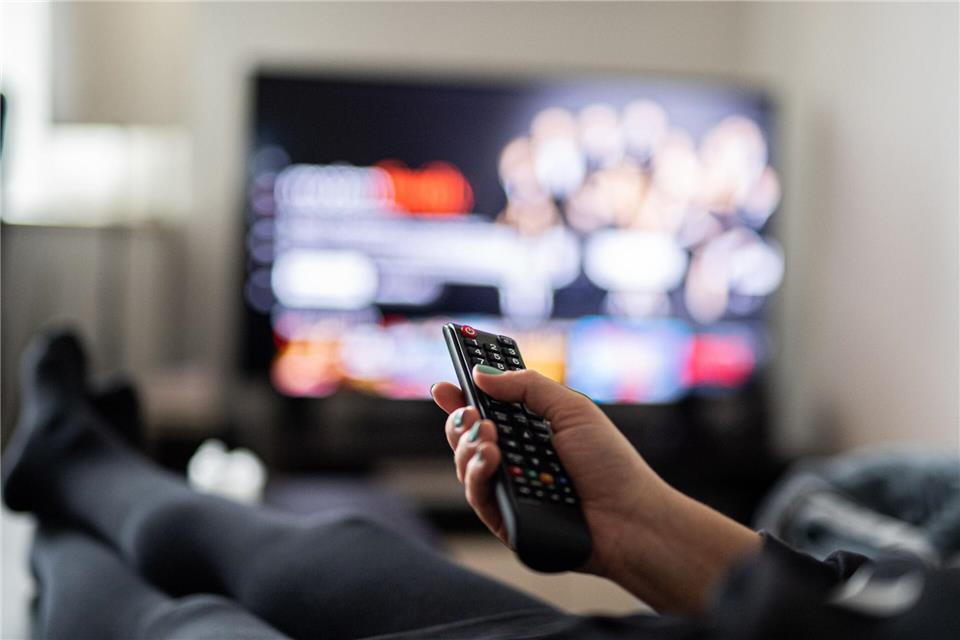 Mit kleinen Tricks lassen sich Serien, Filme und Live-Übertragungen auch im Hotel problemlos streamen.Daniel Reinhardt/dpa/dpa-tmn