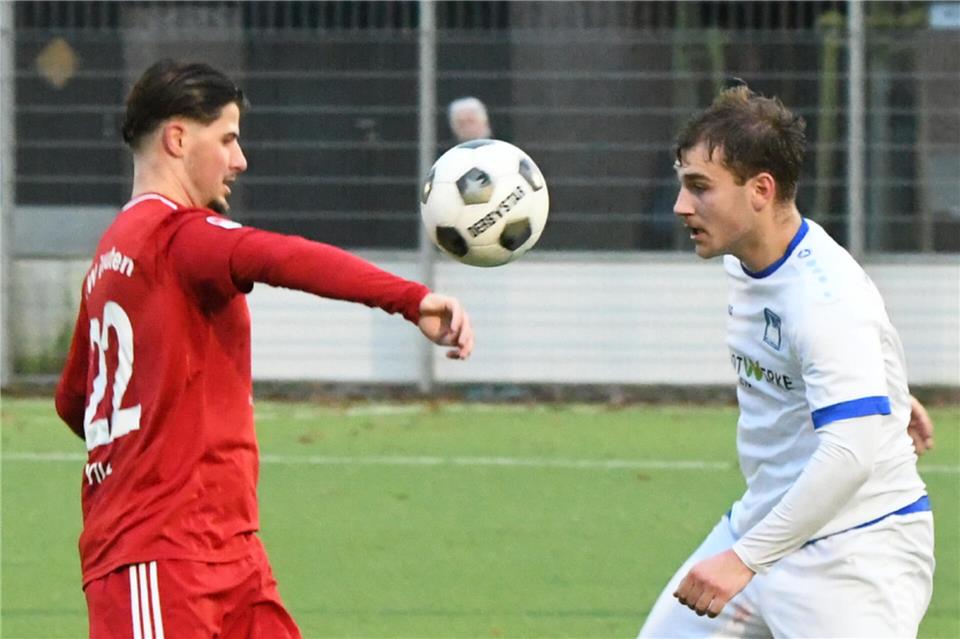 Mit sieben Treffern führt Johannes Koschmieder (rechts) die Torjägerliste des heimischen Landesligisten Westfalia Gemen an.