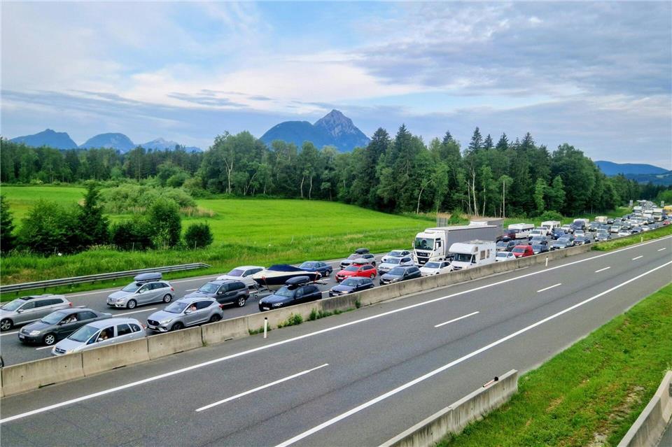 Mit weiteren Ab- und Auffahrtssperren auf der Tauernautobahn sollen Daten für einen besseren Verkehrsfluss gesammelt werdenBernhard Niederhauser/APA/dpa