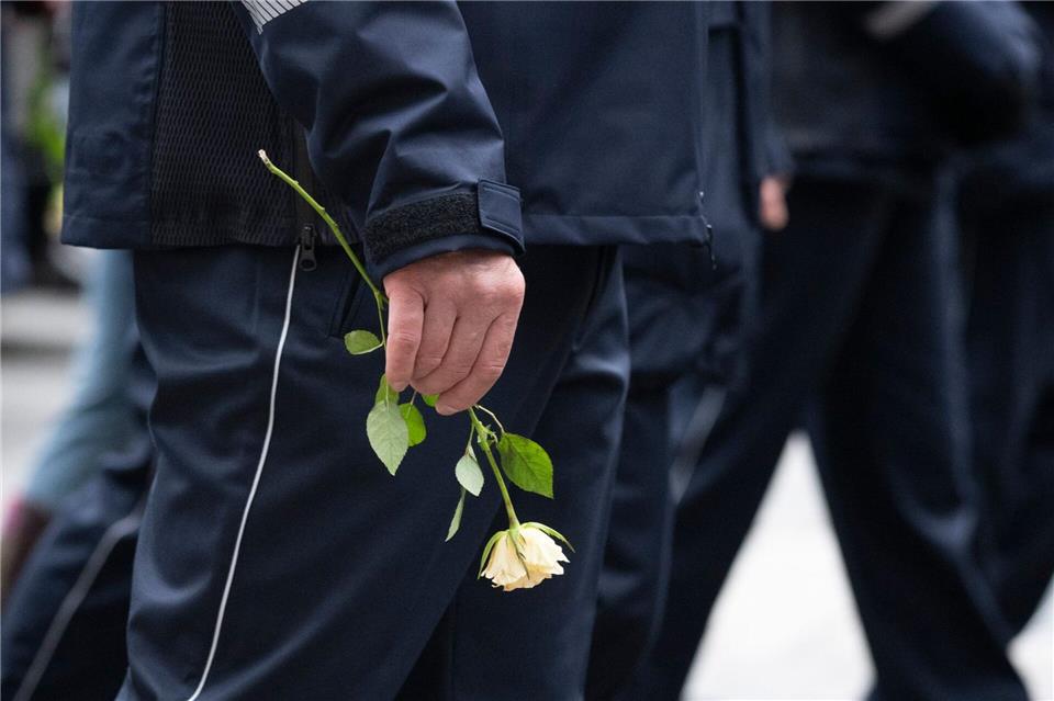 Mitte Januar soll der Prozess nach dem Tod eines Polizisten in Lauchhammer beginnen. (Archivbild)Sebastian Kahnert/dpa