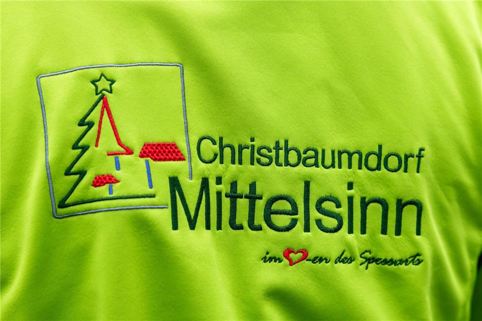 Mittelsinn ist bayernweit als Christbaumdorf bekannt. (Archivbild)Heiko Becker/dpa