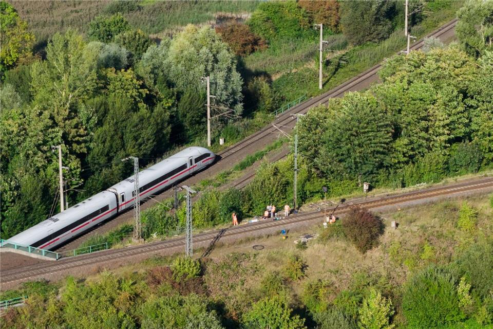Mittlerweile läuft der Bahnverkehr zwischen Hannover und Berlin fast wieder wie gewohnt.Julian Stratenschulte/dpa