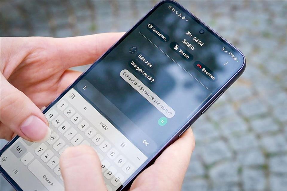 Mobile Barrierefreiheit: Beim Telefonieren einfach live chatten mit Real-Time-Text (RTT).O2 Telefónica/dpa-tmn