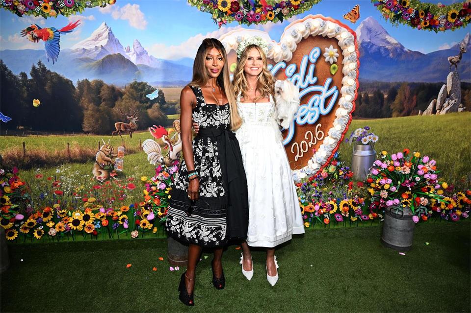 Model-Kolleginnen: Naomi Campbell und Heidi Klum.Felix Hörhager/dpa