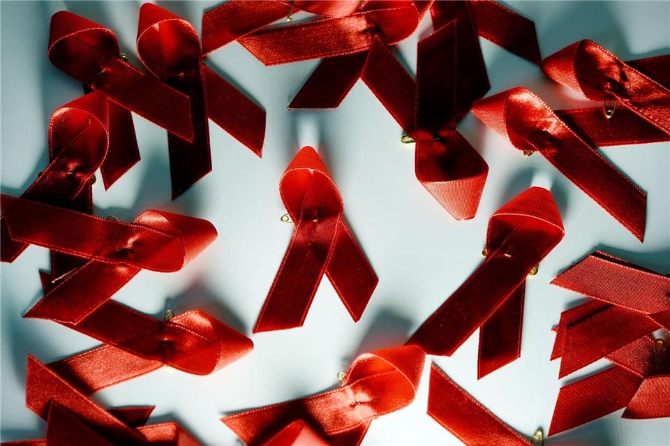 Moderne Therapien ermöglichen Menschen mit HIV ein langes und normales Leben: Die Infektion ist heute keine tödliche Bedrohung mehr.Jens Kalaene/dpa-Zentralbild/dpa-tmn