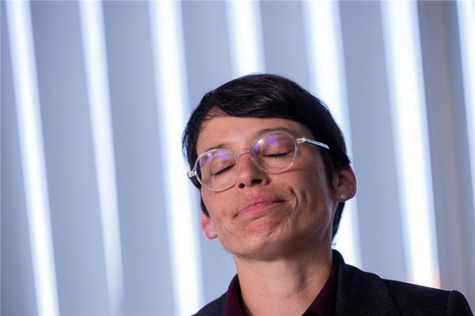 Monatelang stand NRW-Flüchtlingsministerin Josefine Paul (Grüne) politisch unter Druck. (Archivbild)Rolf Vennenbernd/dpa