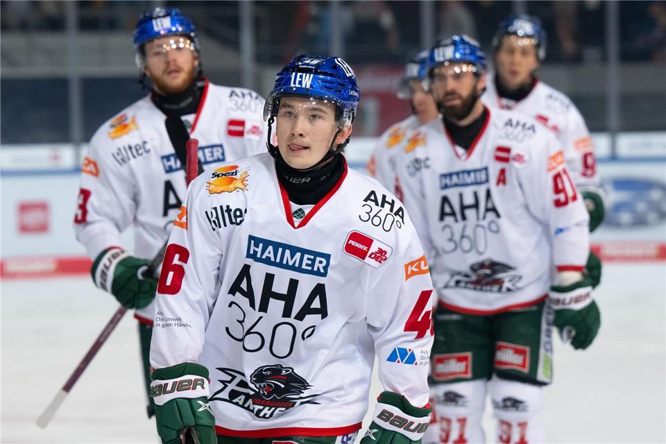 Moritz Elias bleibt noch länger in Augsburg. (Archivbild)Sven Hoppe/dpa