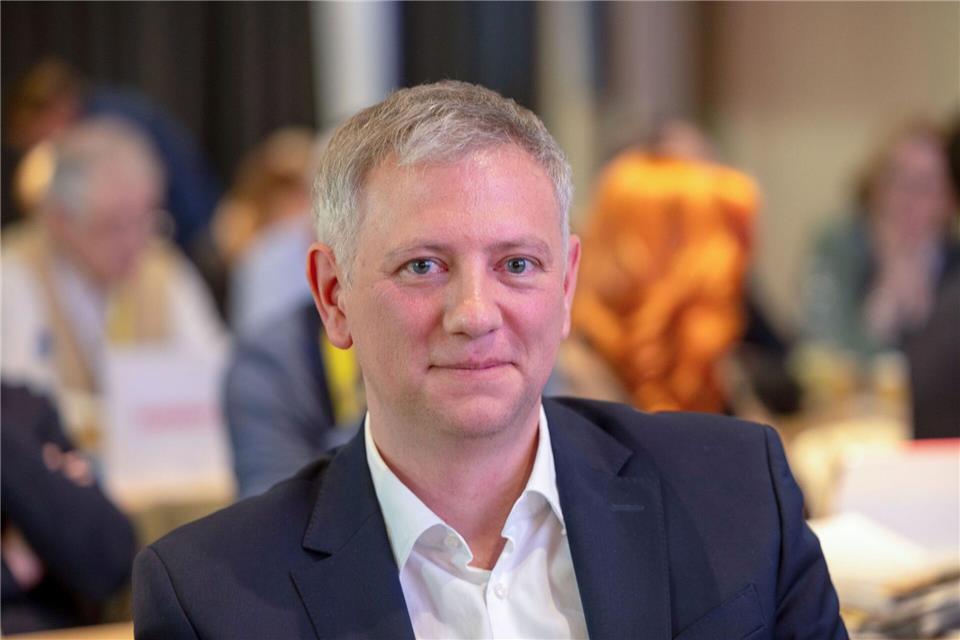 Moritz Promny, innenpolitischer Sprecher der FDP-Fraktion, pocht darauf, dass der Wählerwille nicht verzerrt werden dürfe. (Archivbild)Helmut Fricke/dpa