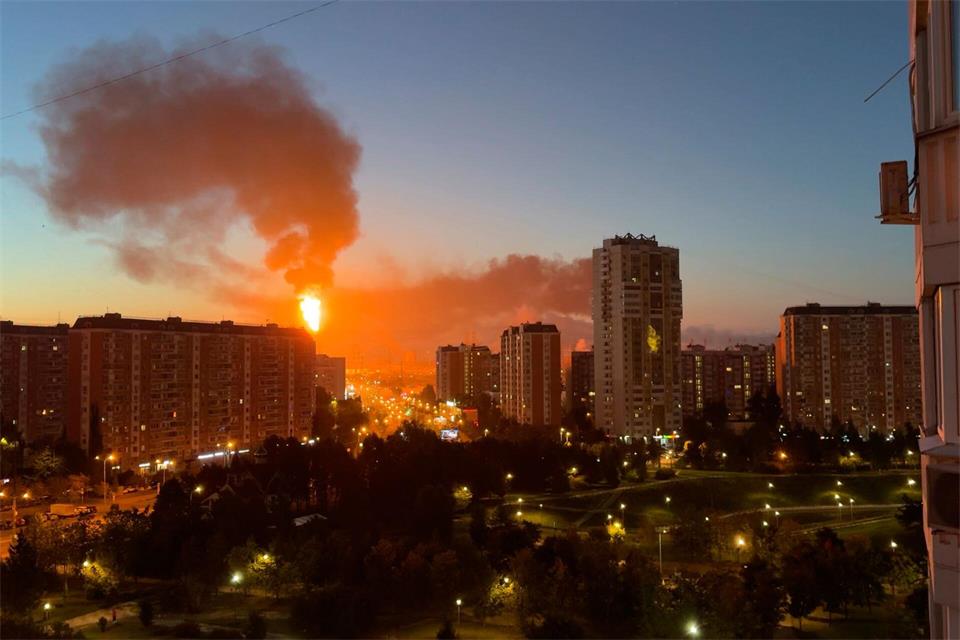 Moskau und die Region erlebten am letzten Wahltag am Sonntag laut Behörden die schwersten ukrainischen Drohnenangriffe seit Beginn des Angriffskriegs gegen die Ukraine.Uncredited/UGC/AP/dpa