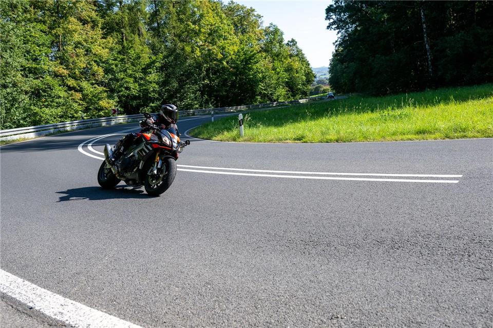 Motorradfahrer in Bayern - der Freistaat hat die höchste Dichte an zweirädrigen Kfz.Pia Bayer/dpa