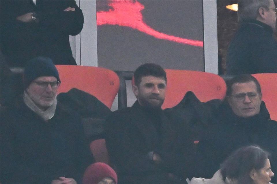 Müller (m) staunte nicht schlecht über den Mainzer Treffer zum 2:1.Sven Hoppe/dpa