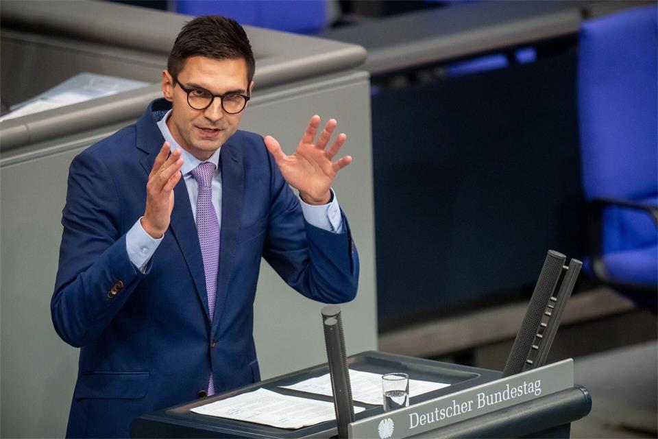 Müller sagte, seine Partei, die CDU, liege in Trümmern.Michael Kappeler/dpa