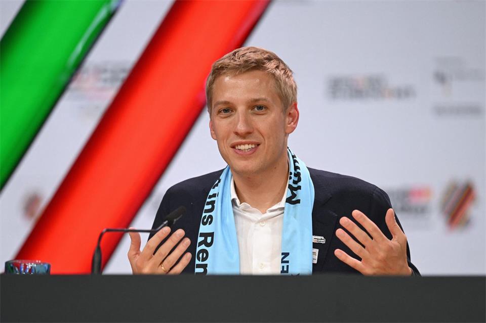 Münchens Oberbürgermeister Dominik Krause hofft auf Unterstützung durch den Bund.Marijan Murat/dpa