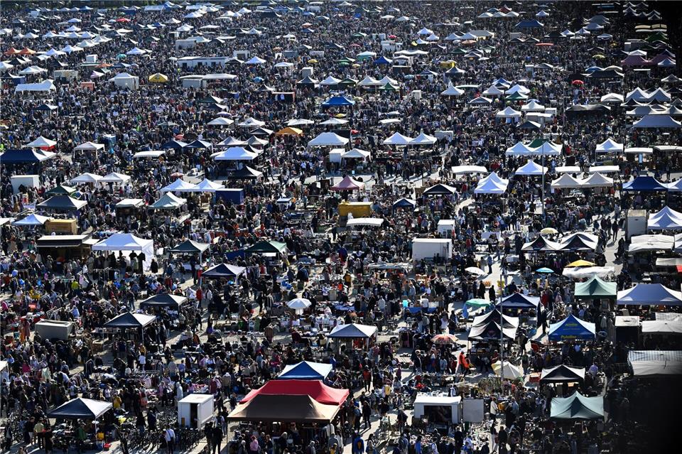 Münchner FrühlingsfestFelix Hörhager/dpa