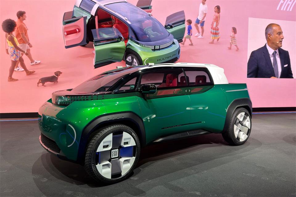 Multifunktional, wie der Name schon sagt: Der Fiat Multiplay kann vom Van zum Pick-up werden.Thomas Geiger/dpa-tmn