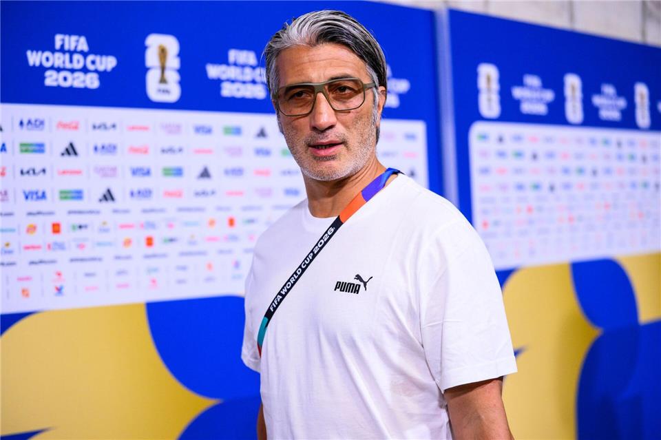 Murat Yakin ist seit August 2021 Schweizer Nationaltrainer.Tom Weller/dpa