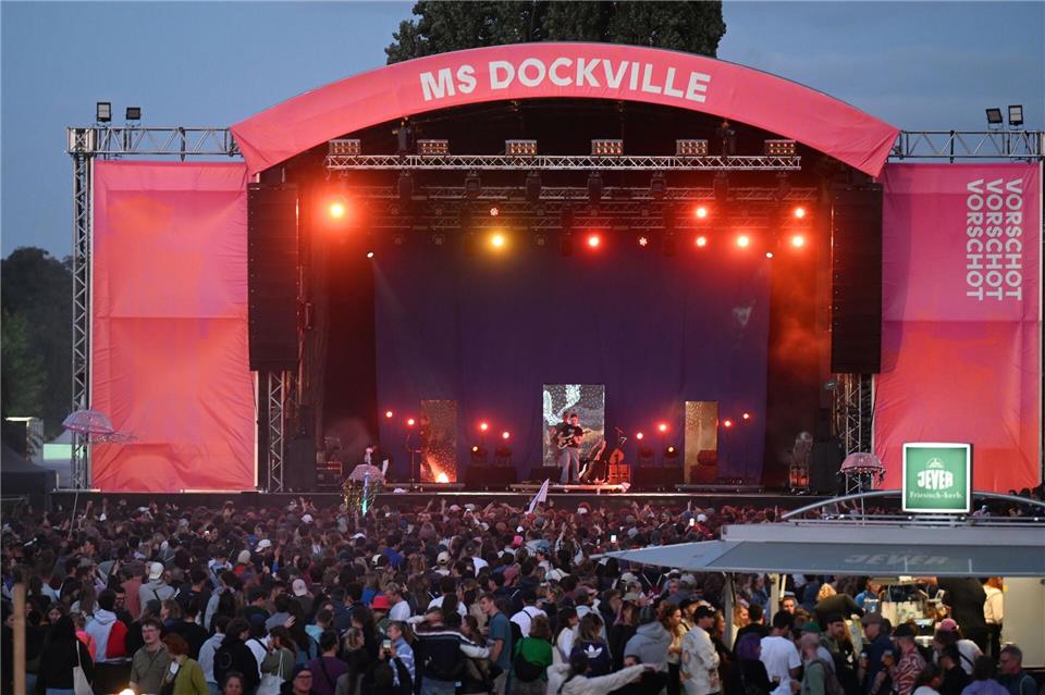 Musik und Kunst auf einem Festival - das MS Dockville bietet das. (Archivbild)David Hammersen/dpa
