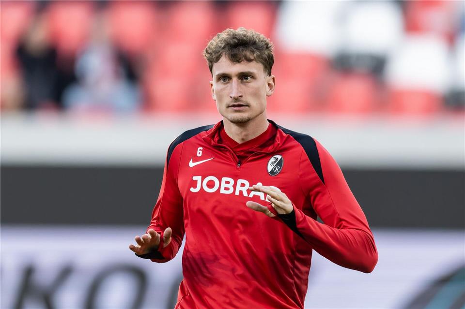 Muss am Knie operiert werden: Mittelfeldspieler Patrick Osterhage. (Archivbild)Silas Stein/dpa