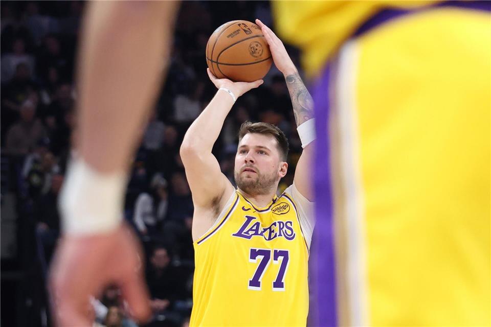 Muss bei den Lakers erst noch richtig ankommen: NBA-Star Luka Doncic.Rob Gray/AP/dpa