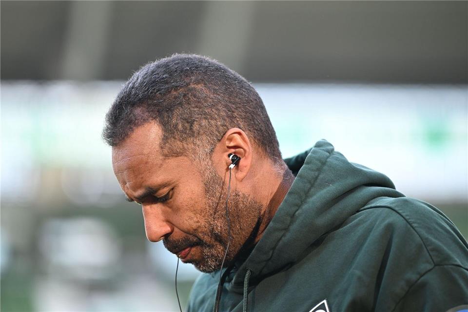Muss wohl bis zum Saisonende mit Werder bangen: Trainer Daniel Thioune.Carmen Jaspersen/dpa