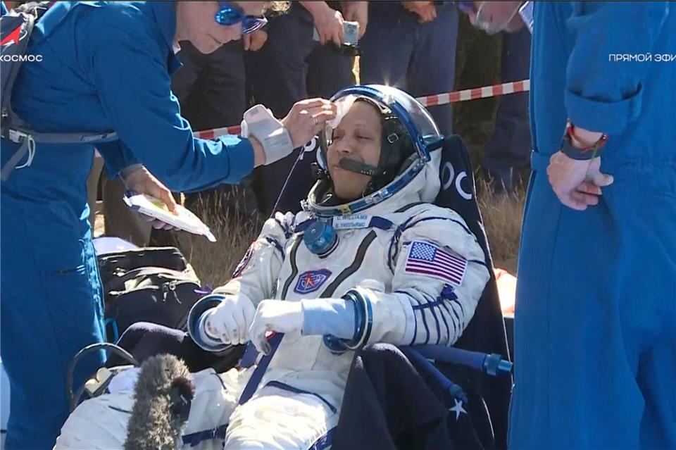 NASA-Astronaut Christopher Williams kurz nach der LandungUncredited/Roscosmos space corporation/AP/dpa