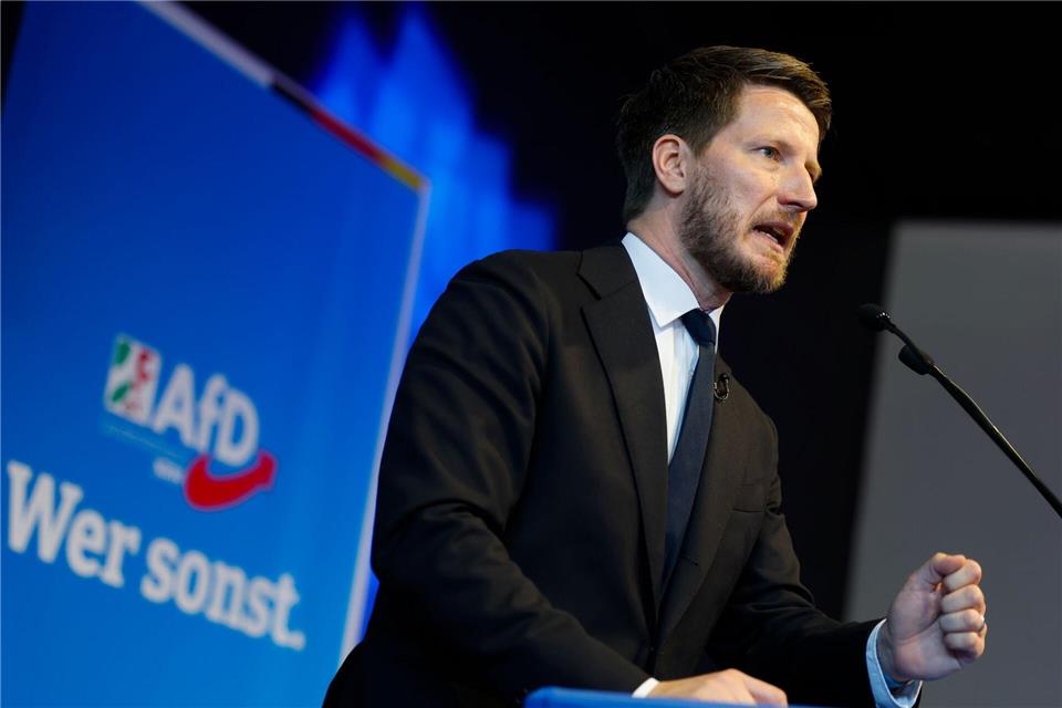 NRW-AfD-Chef Martin Vincentz stellte sich gegen Forderungen der AfD-Bundesspitze den Parteitag zur Bestimmung von Landtagswahlkandidaten abzubrechen und neu zu starten. Thomas Banneyer/dpa