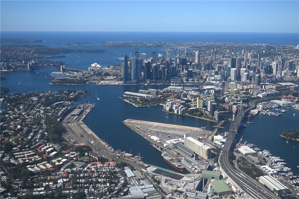 Nach Abschluss des Abkommens sollen deutlich mehr EU-Waren in Australien ankommen. (Archivbild)Lukas Coch/AAP/dpa