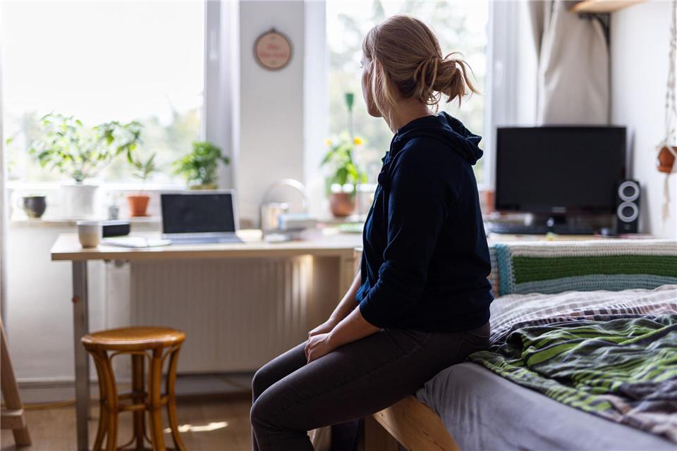 Nach Ansicht von Experten können vor allem soziale Treffpunkte helfen, Einsamkeit zu lindern. (Symbolbild)picture alliance/dpa