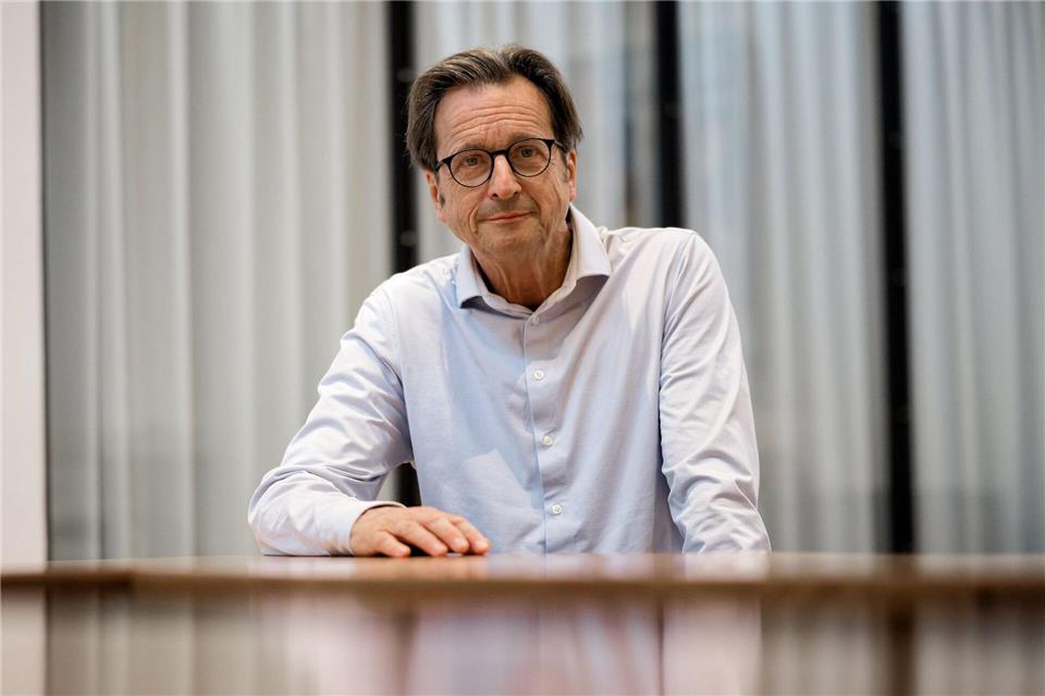 Nach Beobachtung des Psychologen Stephan Grünewald erscheint die alte Bundesrepublik in der Rückschau für viele Bürger als das verlorene Auenland. (Archivbild)Henning Kaiser/dpa