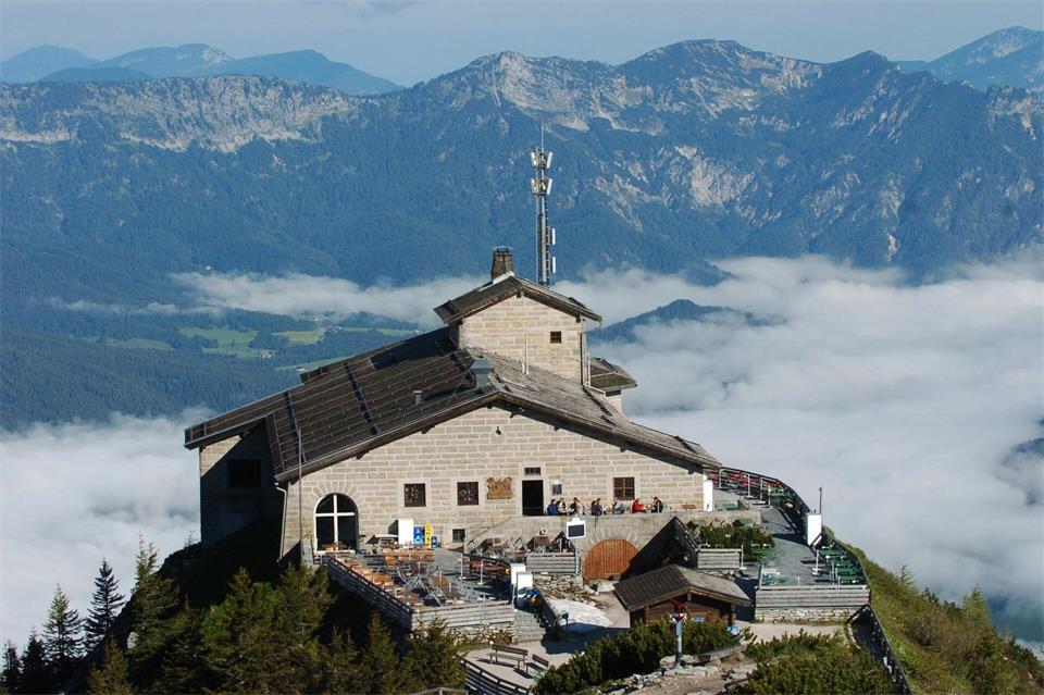 Nach Umbauten wurde das Kehlsteinhaus 1952 als Berggaststätte eröffnet und für den Tourismus zugänglich gemacht. (Archivbild)picture-alliance/ dpa